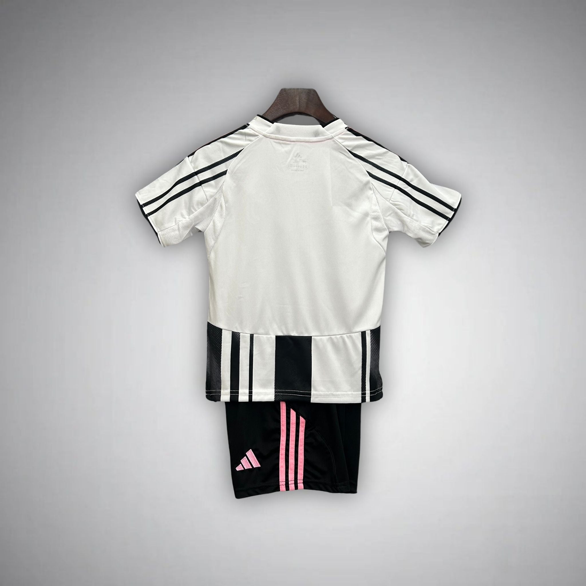 2025/26 Juventus Home Kids Football Kit