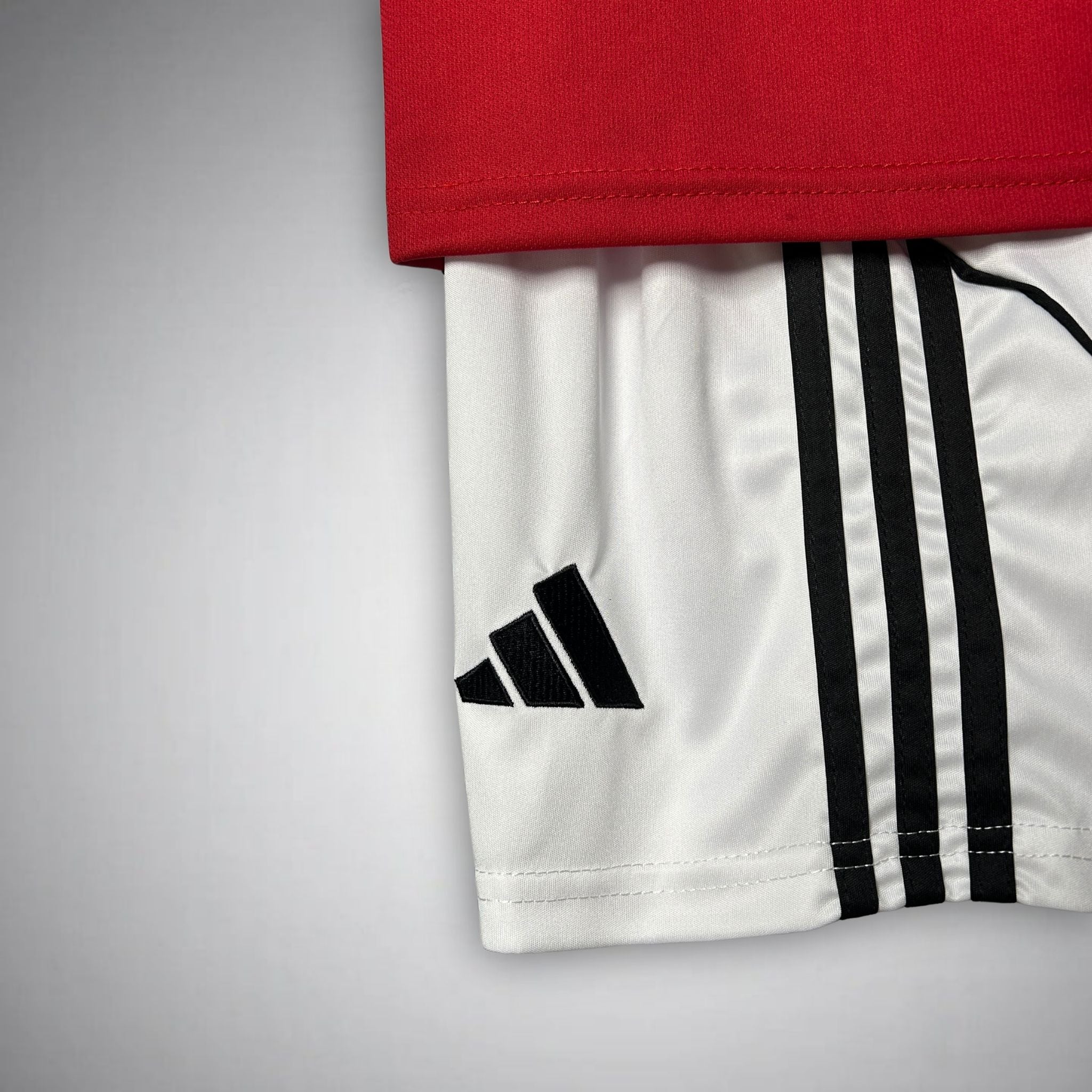 2025/26 Manchester United Home Kids Football Kit
