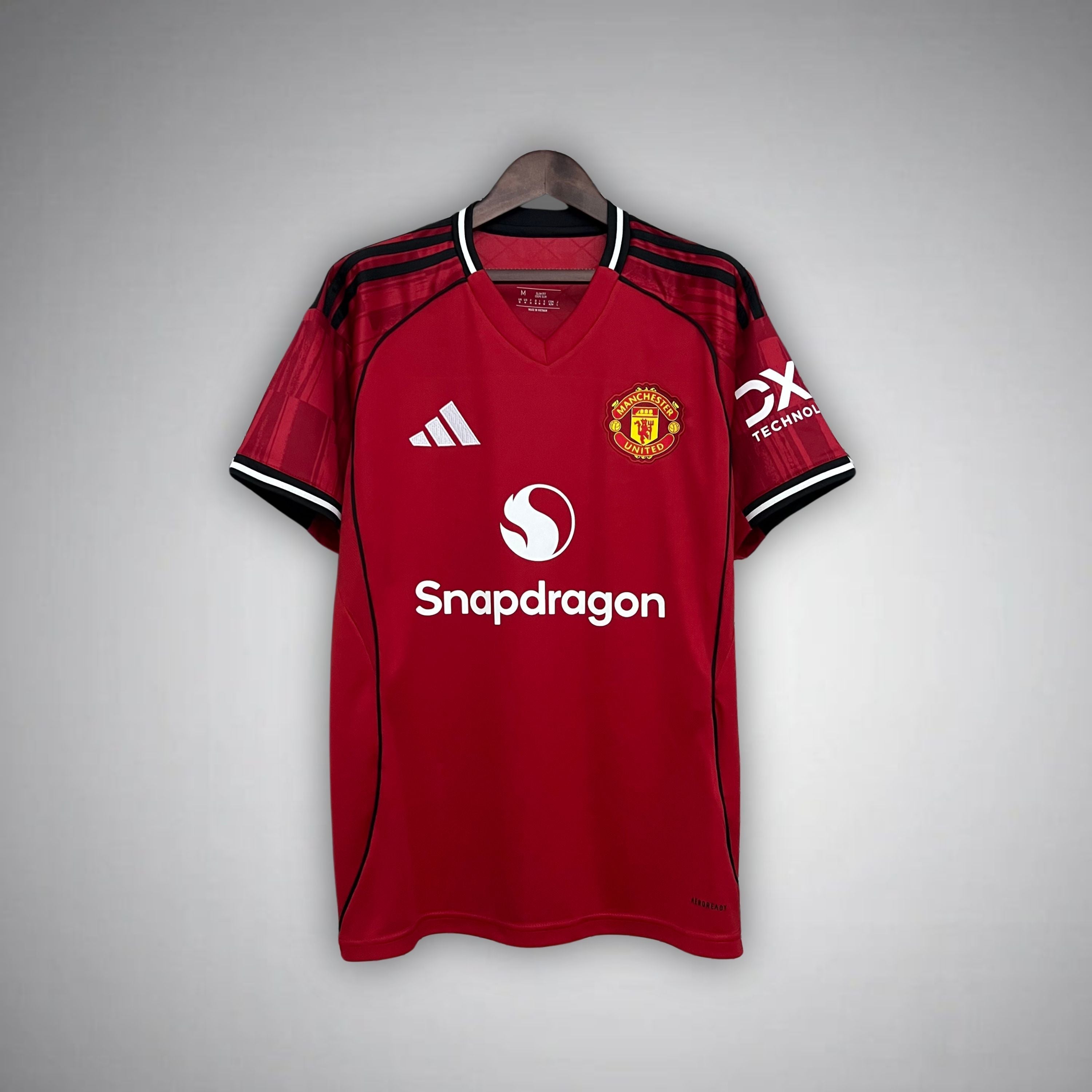 25 26 Manchester United Shirt Home