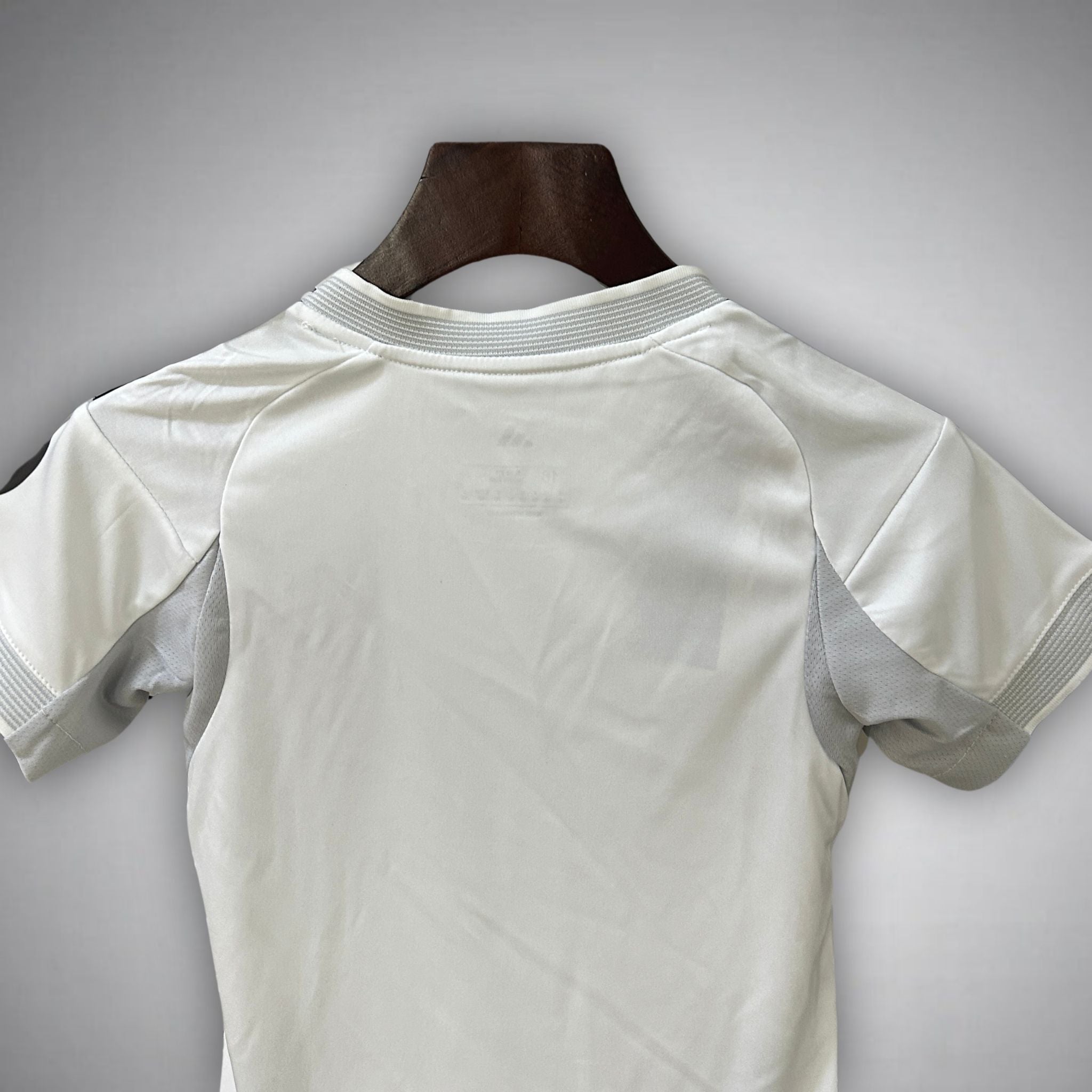 2025/26 Real Madrid Home Kids Football Kit