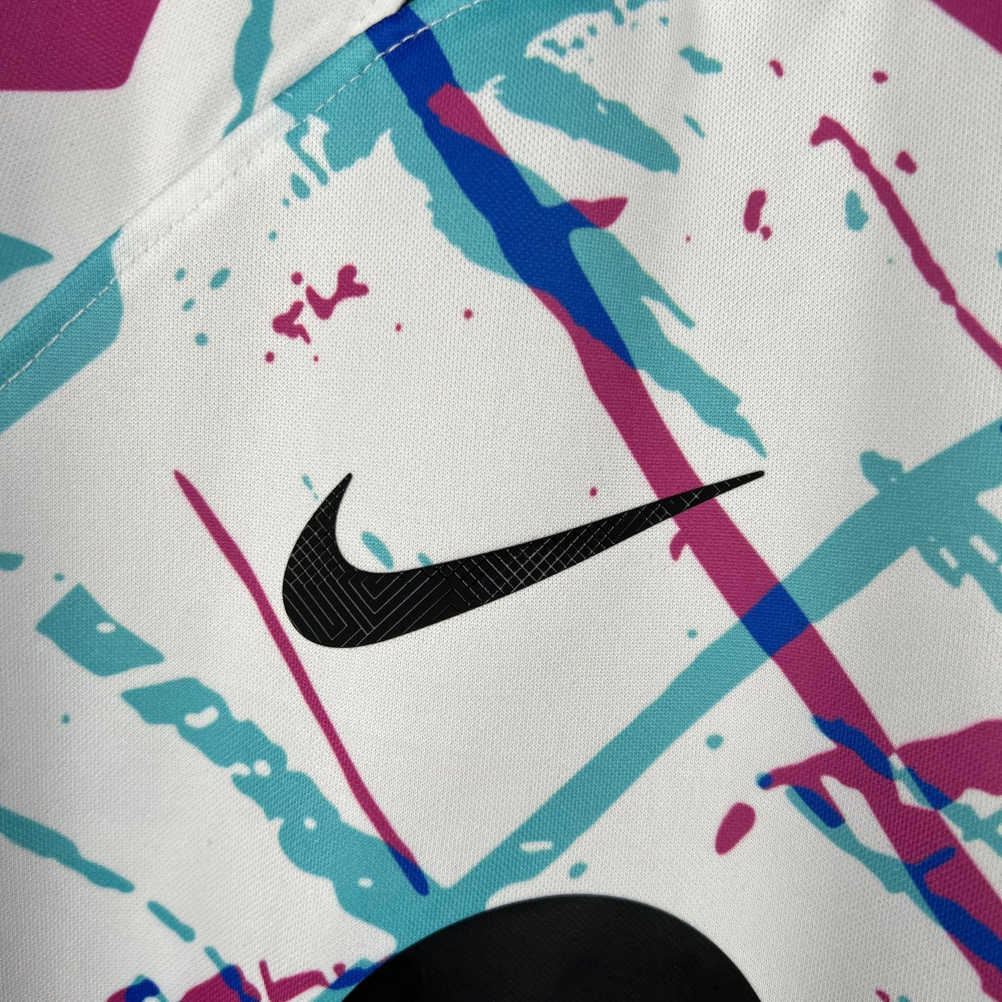 23 24 barcelona dimensional special edition kit