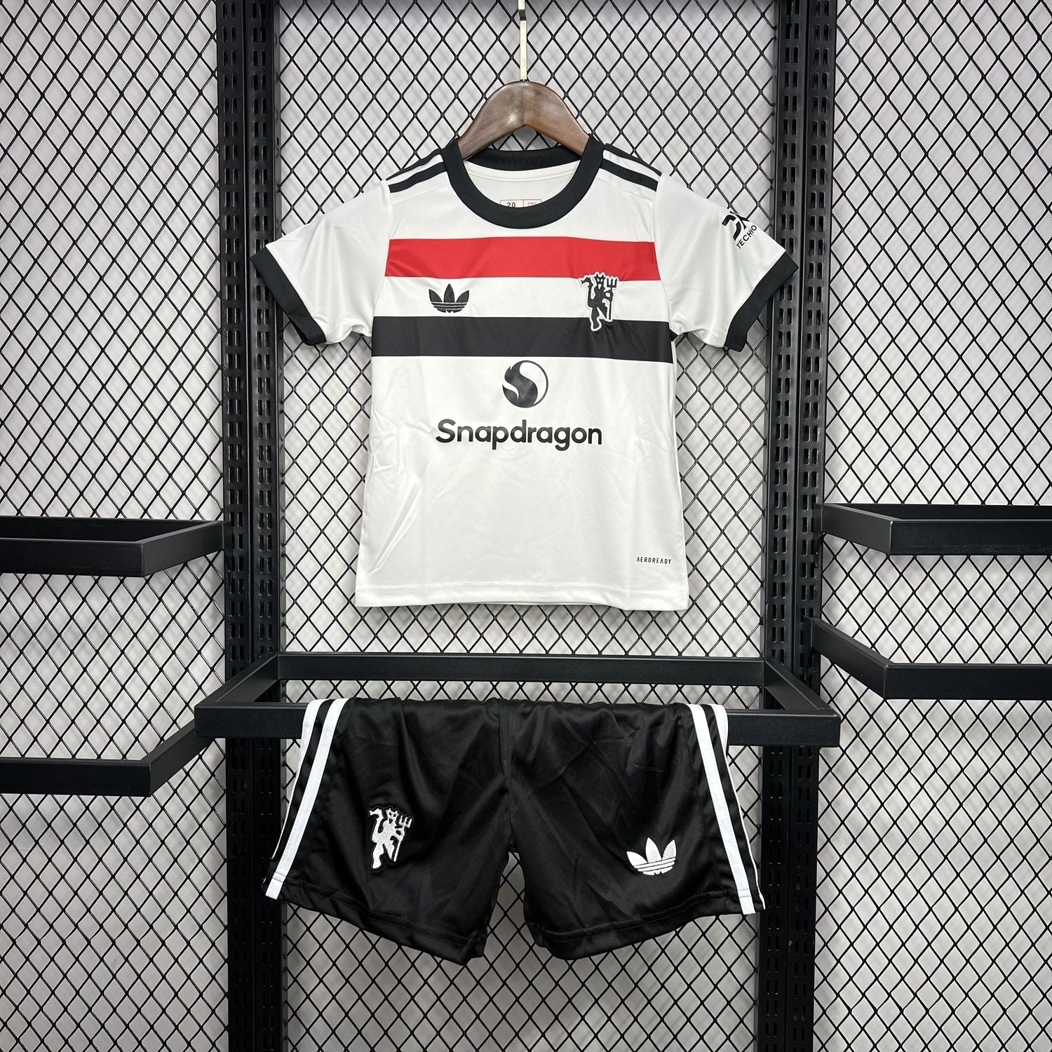 manchester united 2024 25 third Jersey
