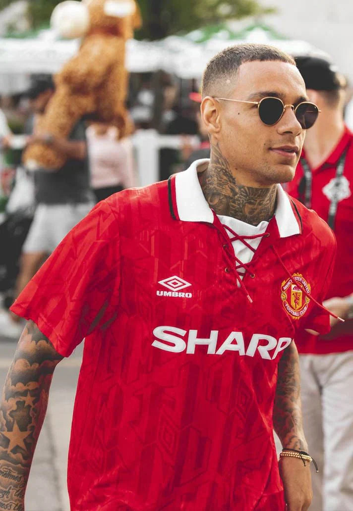 Why Vintage Football Shirts Are Better