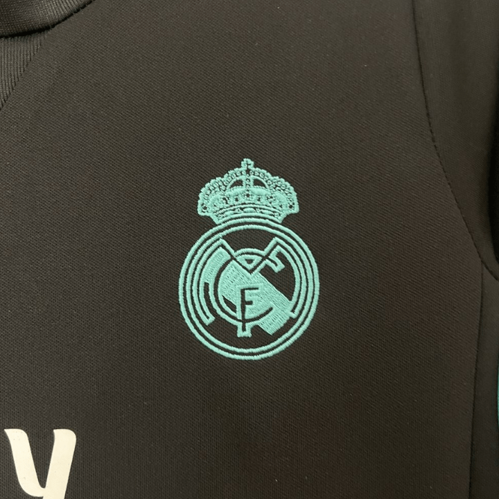 17/18 Real Madrid Away Kids Football Kit   FS Kit