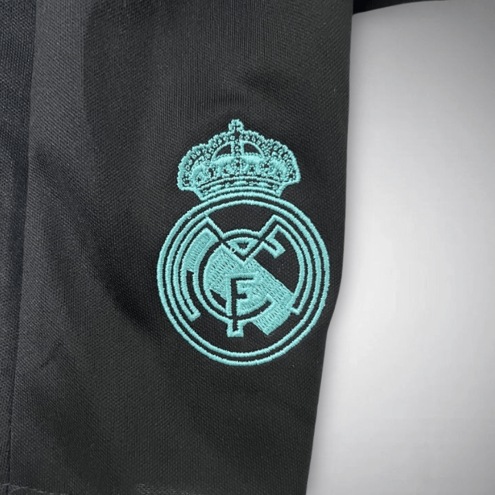 17/18 Real Madrid Away Kids Football Kit   FS Kit
