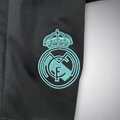 17/18 Real Madrid Away Kids Football Kit   FS Kit