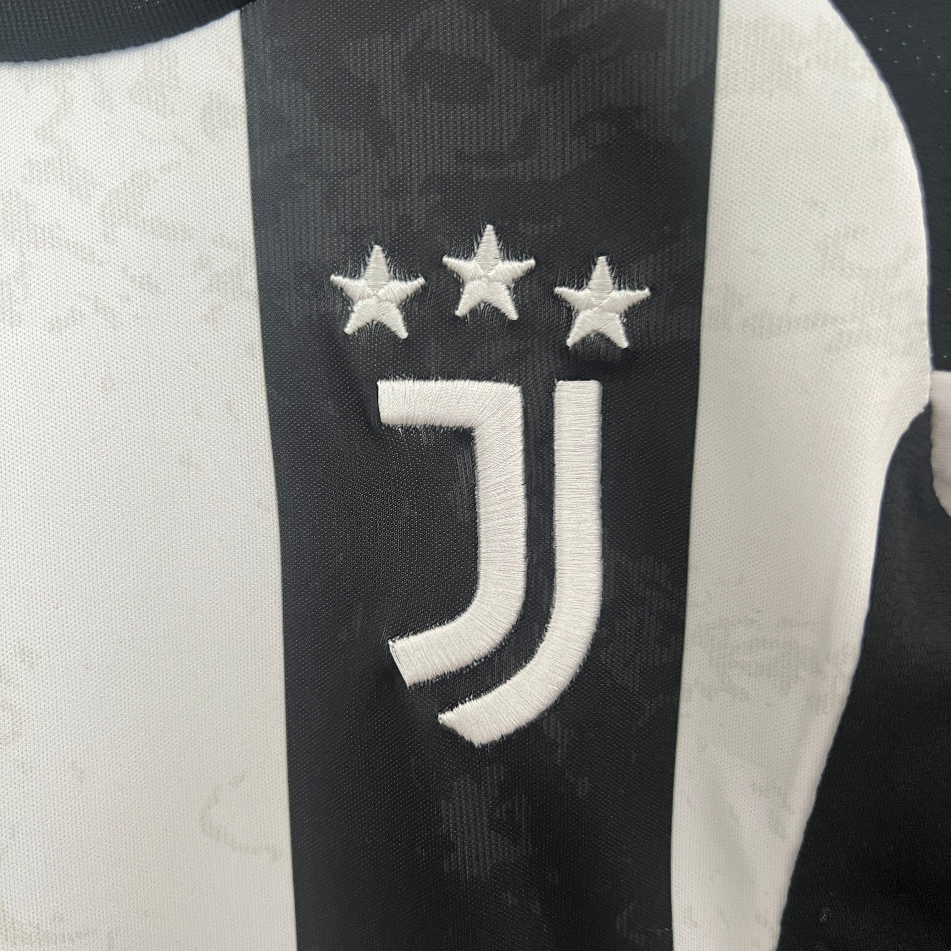 juventus 24 25 kids football kit home