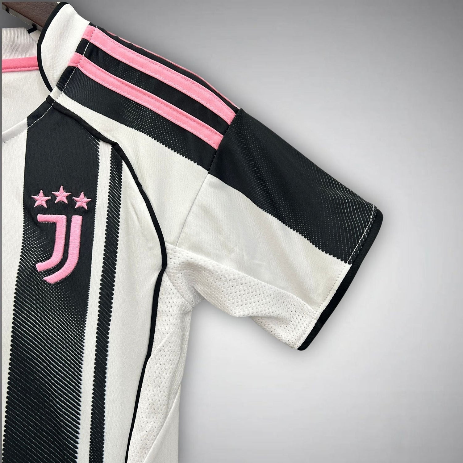 2025/26 Juventus Home Kids Football Kit