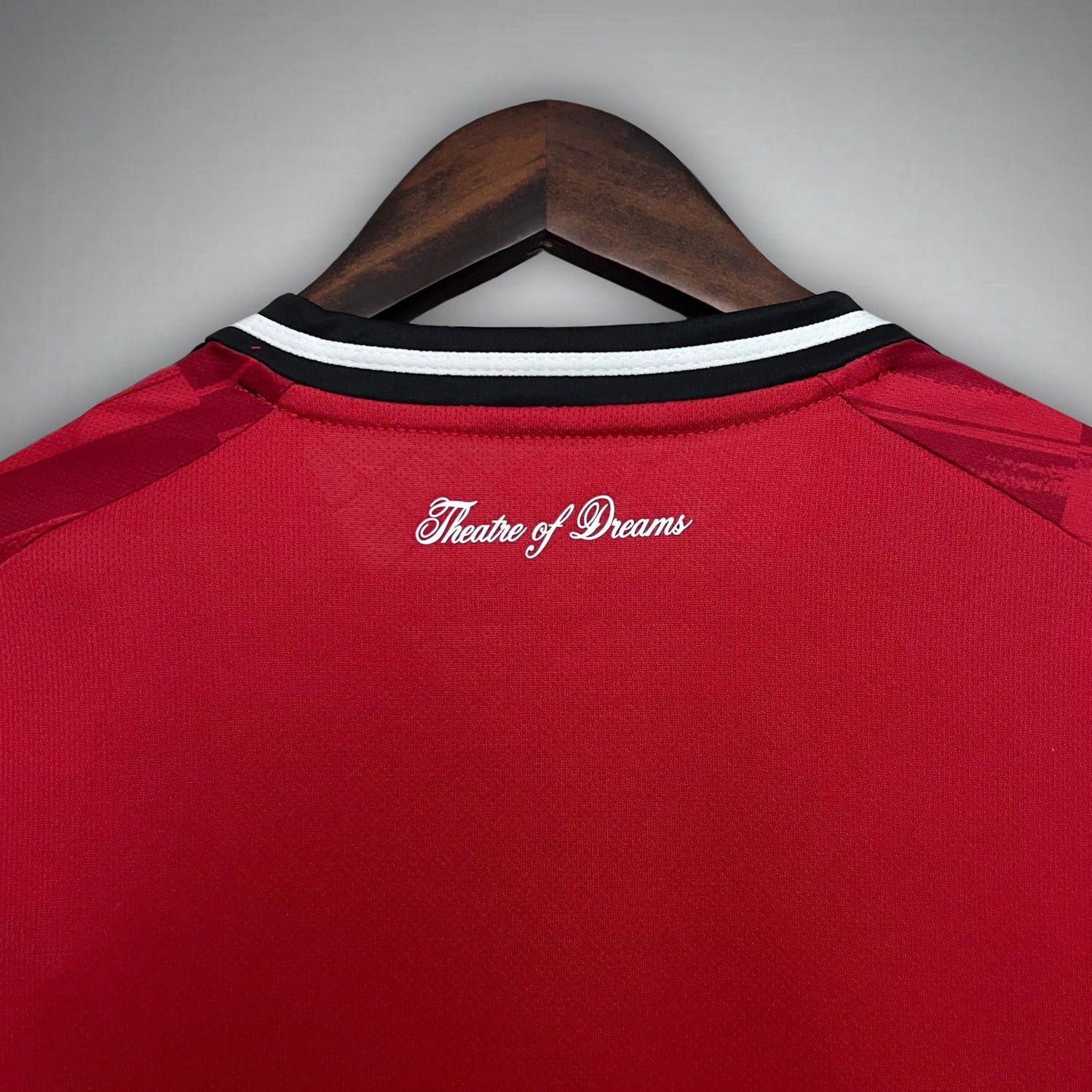 25 26 Manchester United Shirt Home