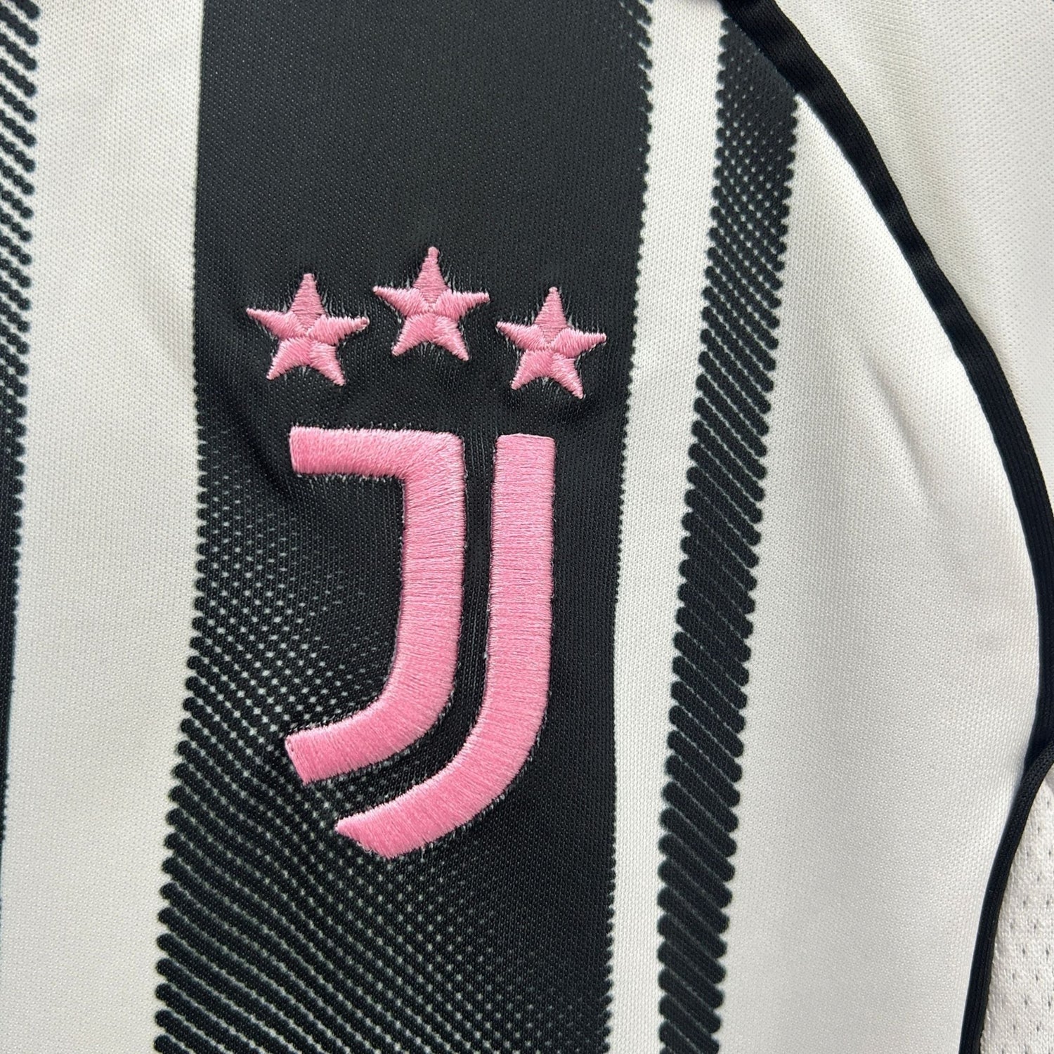2025/26 Juventus Home Kids Football Kit