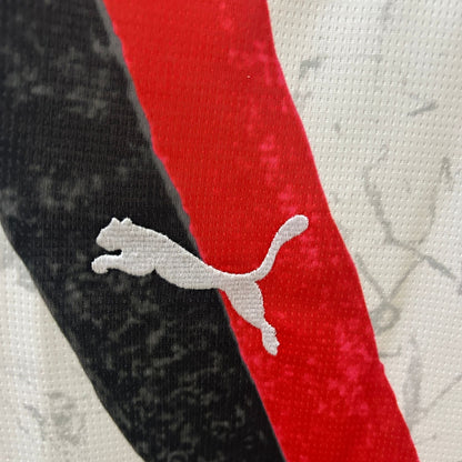 25/26 Manchester City Away Shirt