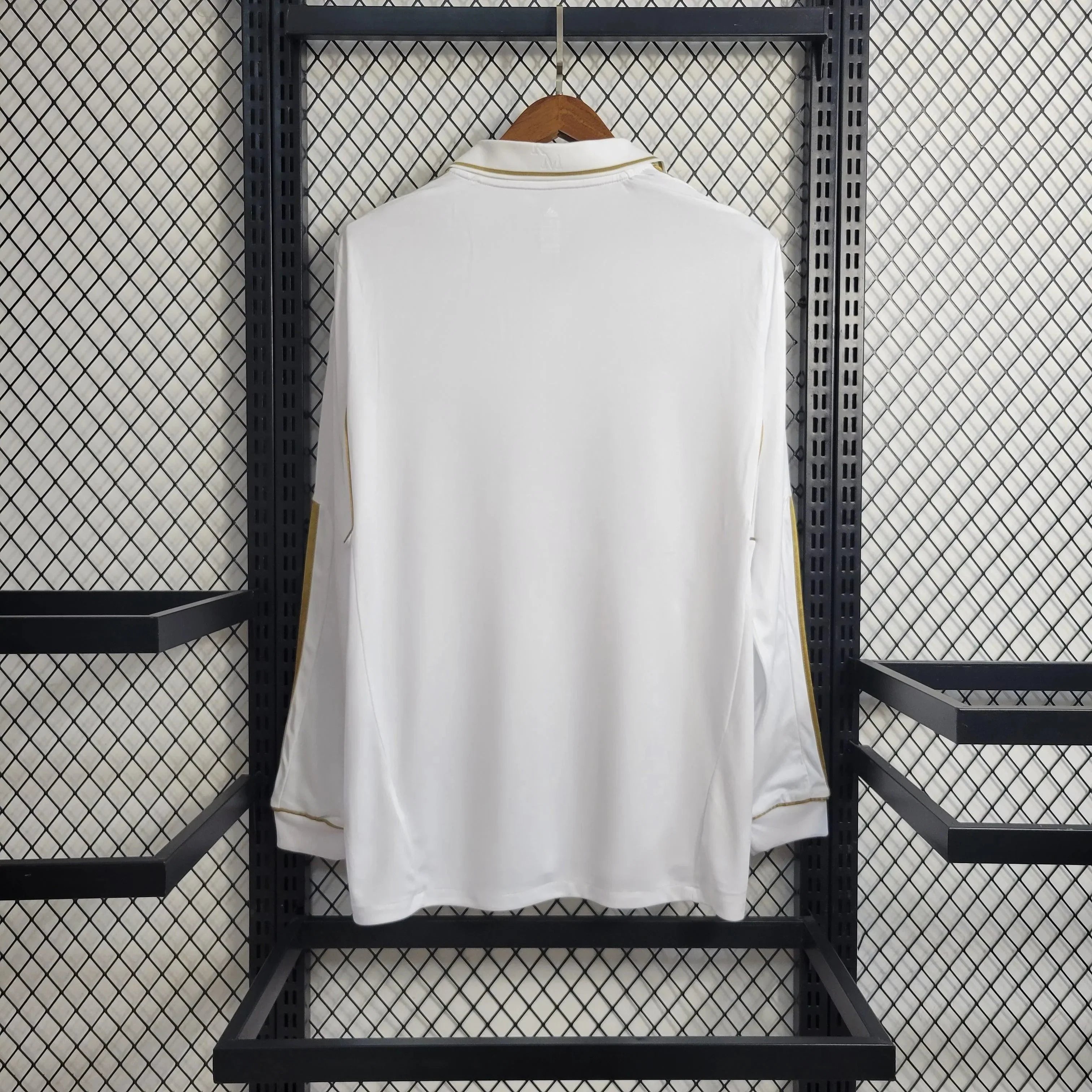 retro real madrid jersey long sleeves 2011 2012
