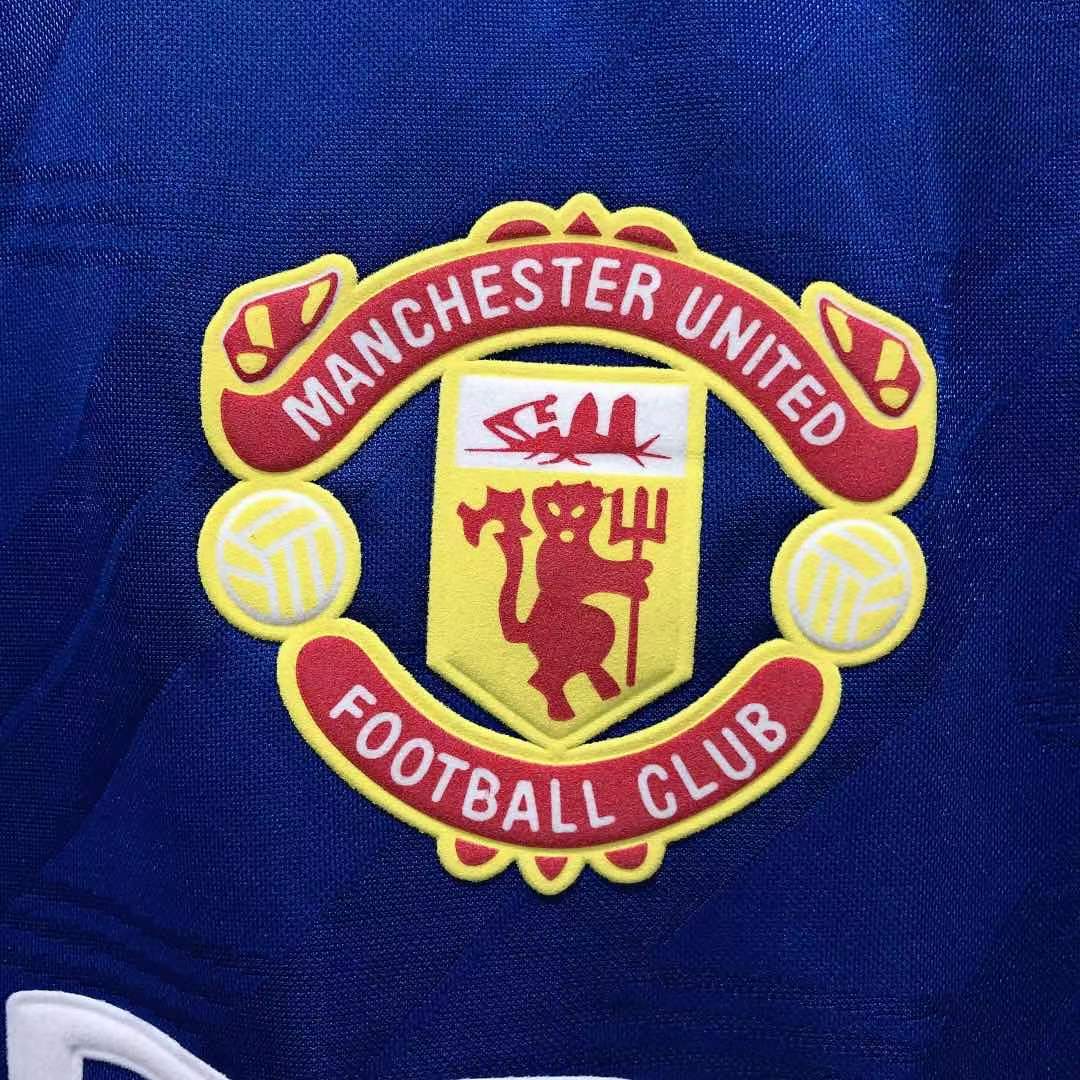 1986-1988 Manchester United Third Shirt