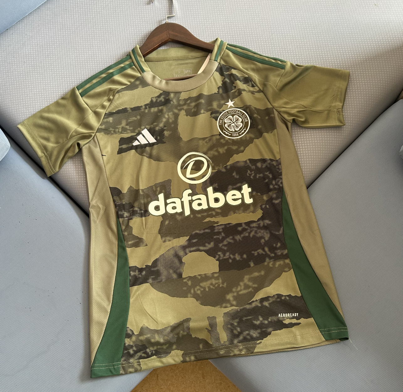 Celtic Jersey 2024 25 Third Camo