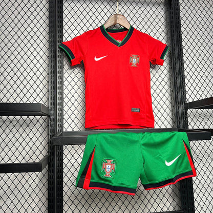 ronaldo kids football kit portugal 2025 home red